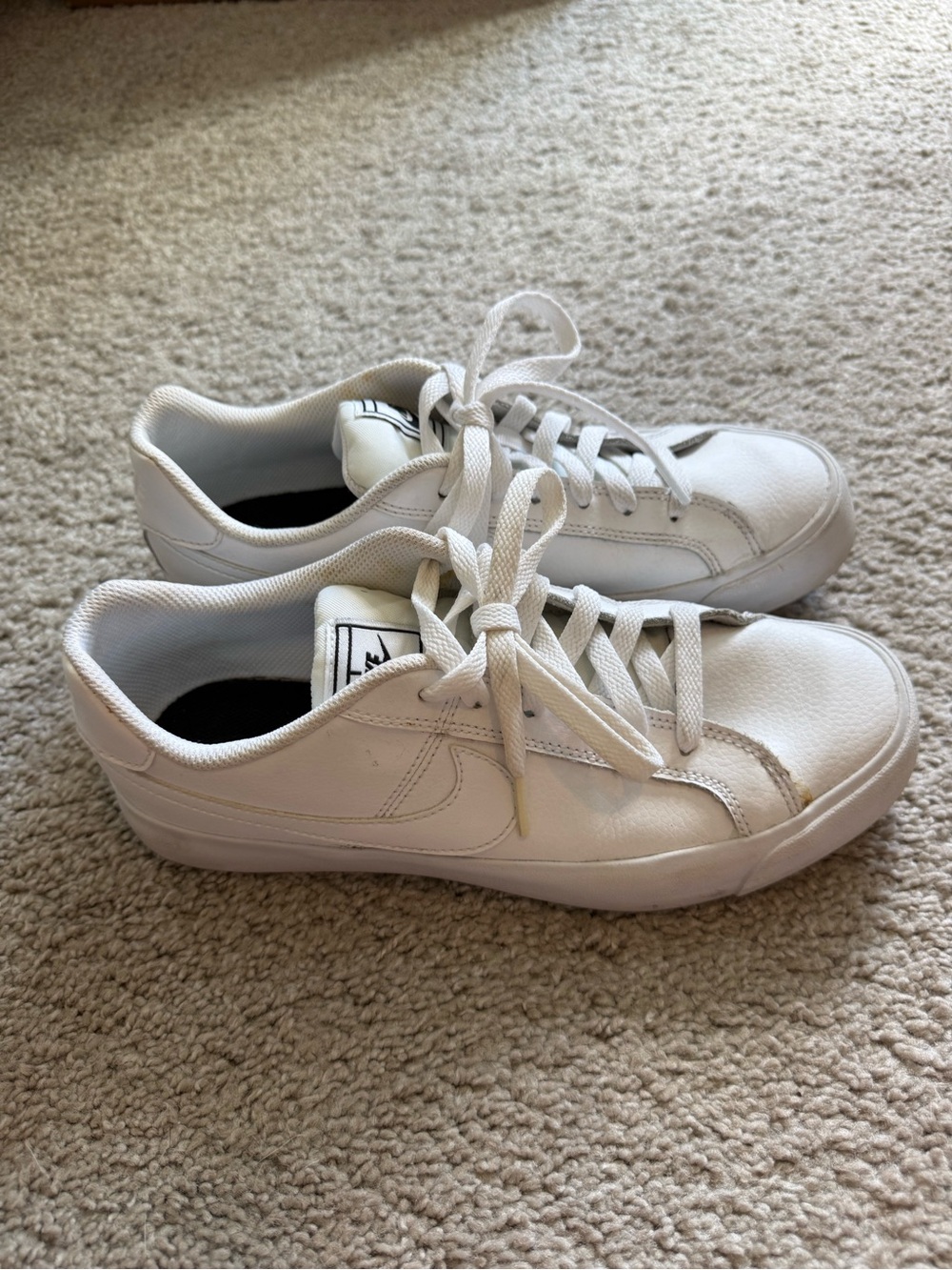 Nike Court Royal Sneakers